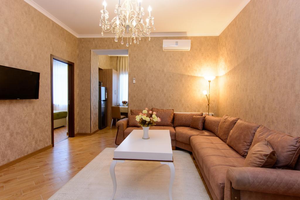 Dat Exx Apartments On Marjanishvili Tbilisi Exterior photo